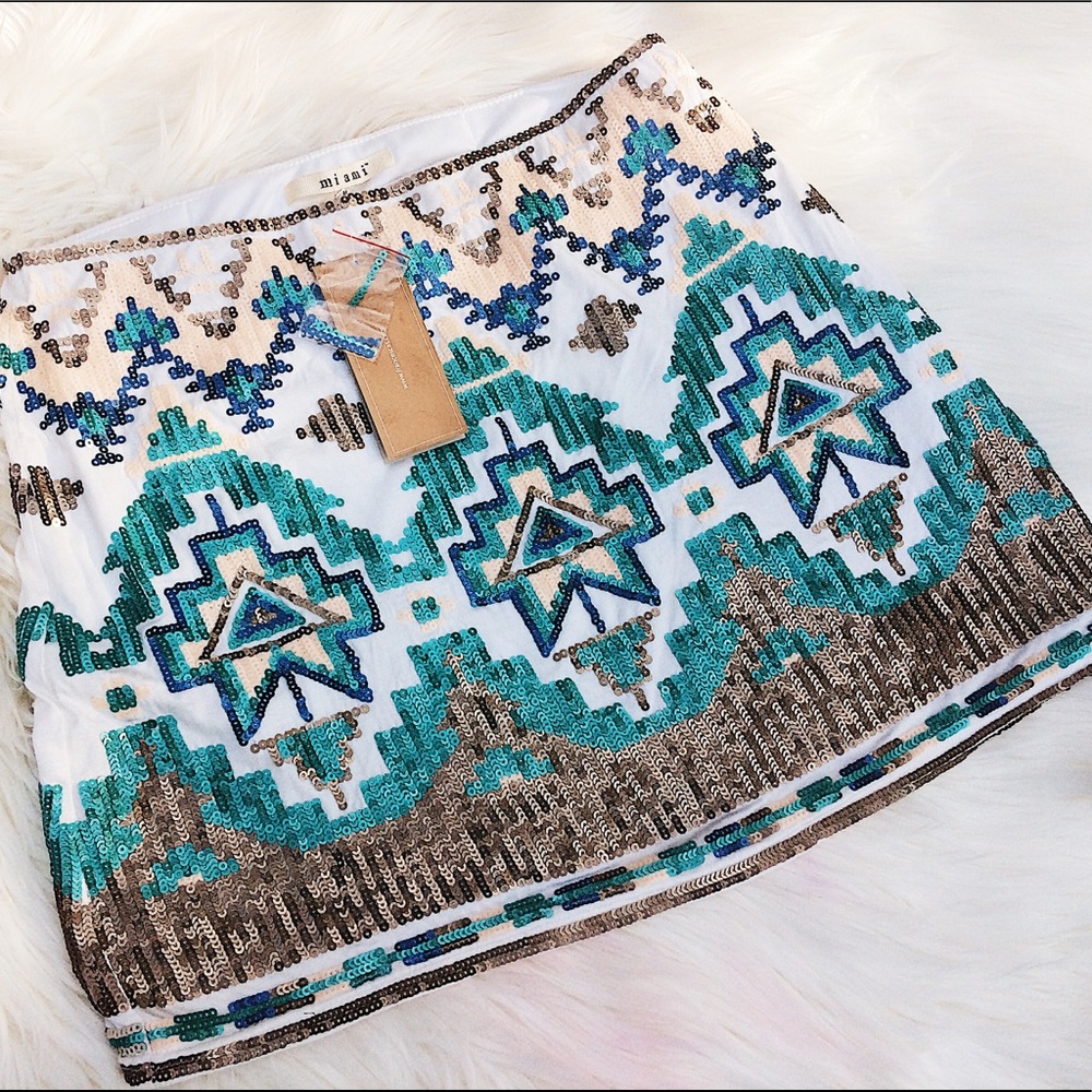 COPY - NWT Francesca’s Tribal Sequined Mini Skirt Sz M